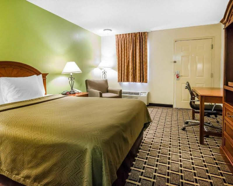Econo Lodge Russellville Dış mekan fotoğraf